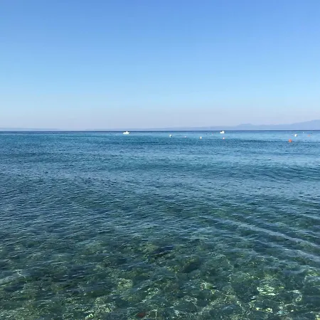 Chervona Ruta Sea View Appt Apartment *