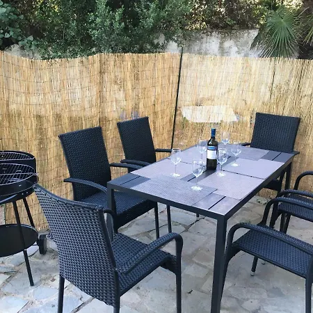 Chervona Ruta Sea View Appt Apartment *